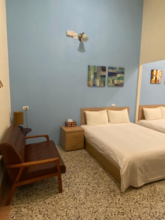 Freedom B&B Tainan Buitenkant foto