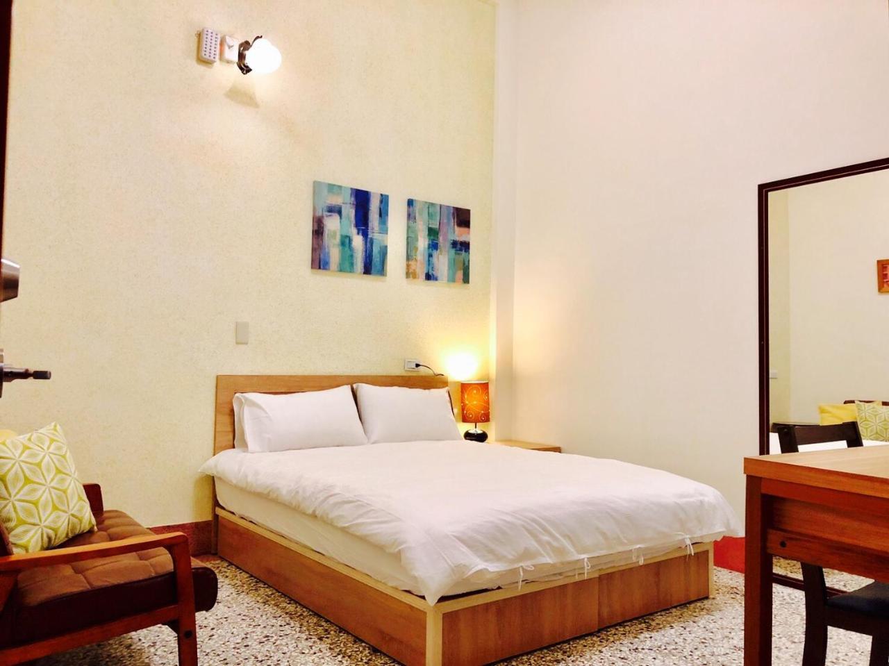 Freedom B&B Tainan Buitenkant foto